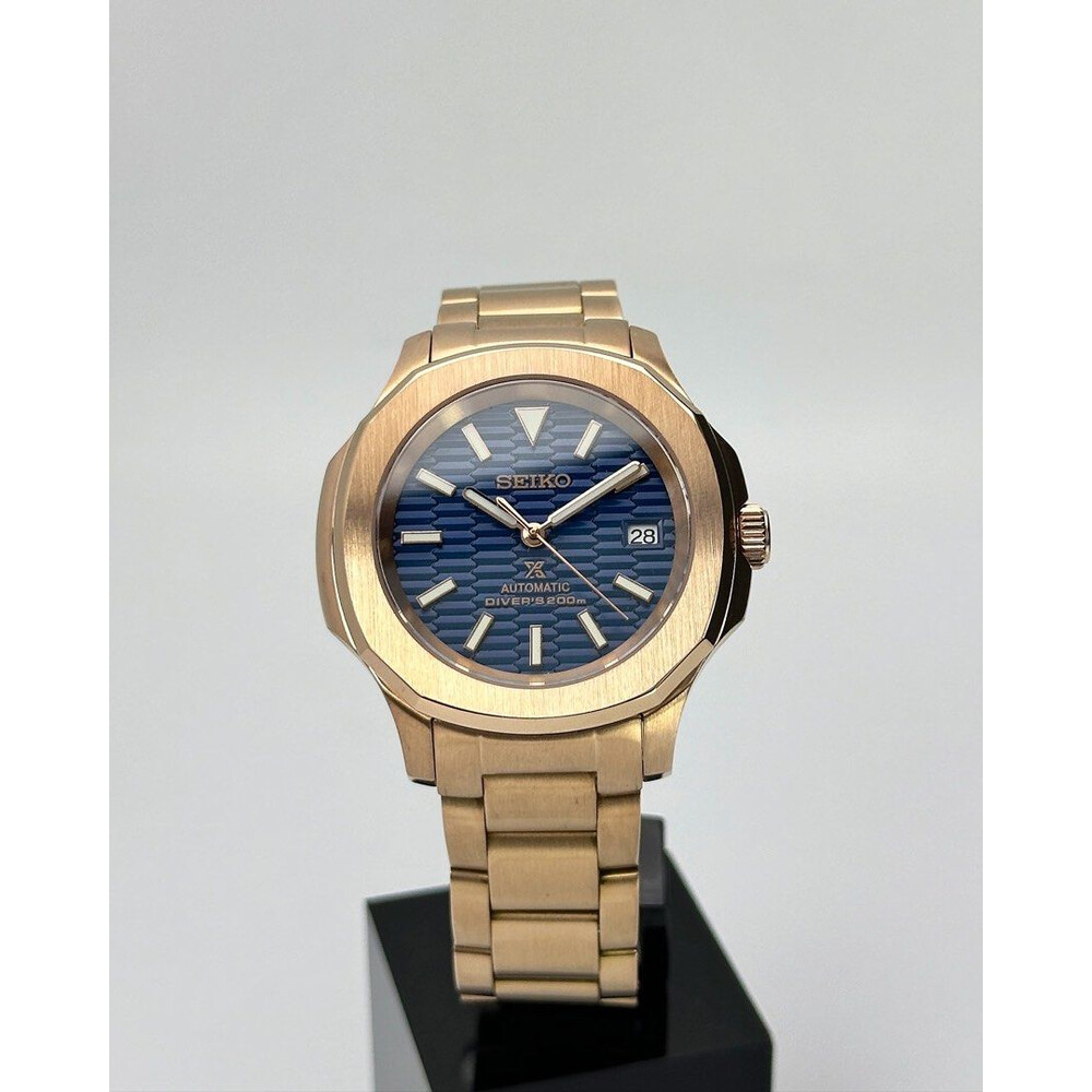 Custom Seiko Mod • Fluted Blue DJ Rose Gold Nautilus on Bracelet • 40mm 